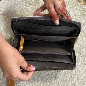 Cartera Elegante de Cuero Vacuno Genuino con Diseño Floral y Cierre de Cremallera para Mujer, 2026 - Product Image 6