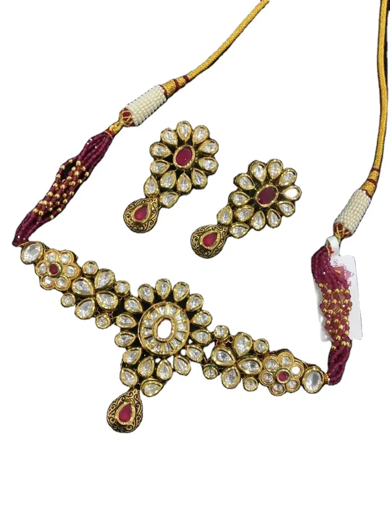 Collana di lusso leggera con catena di clavicola in acciaio inossidabile fatta a mano in pietra naturale di perla alla moda