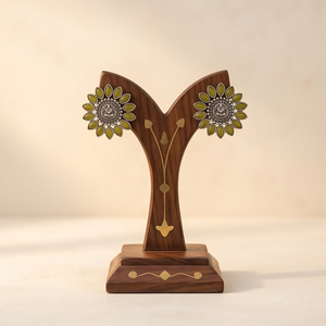 DIVYORO GREEN FLORAL STUDS - Product Image 1