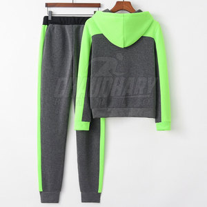 Survêtement pour femme de haute qualité, léger, parfait pour les modes de vie actifs et les activités quotidiennes - Product Image 2