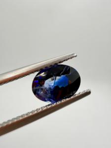 Zafiro Azul Natural Vívido, Gema Preciosa Suelta, Corte Ovalado, 1.70CT, 8.5X6.5X4MM, Ceilán, Sri Lanka, Para Joyería, con Juego de Color - Product Image 6