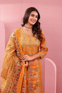 Ensemble Kurti, pantalon et dupatta en coton pur Satrangi – Vêtement ethnique de créateur fait main avec poche latérale - Product Image 4