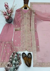 Nuevo Conjunto de Kurta Sharara y Dupatta de Diseño para Fiestas - Atuendo Étnico Elegante de Última Moda para Mujeres, Ideal para Bodas y Eventos Festivos - Product Image 3