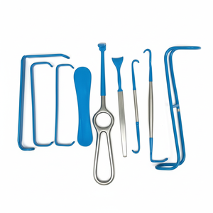 Juego de 9 Retractores Quirúrgicos Aislados, Instrumentos Quirúrgicos - Product Image 1