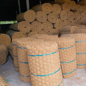 Tapete de fibra de coco natural, rollo de coco de origen vietnamita, venta al por mayor, el mejor precio de 99 DATOS dorados, listo para enviar - Product Image 2