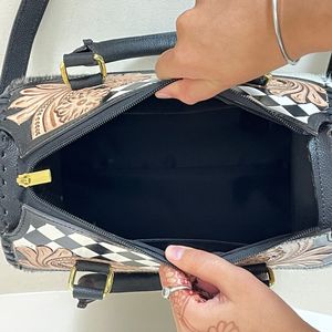 New Super September Floral Tooled Black & White Checker <b>Leather</b> Medium Speedy Duffel <b>Bags</b> Cowhide <b>Leather</b> Women Travel Handbags - Product Image 6