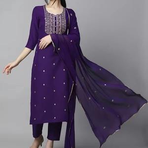 Reyon naturel manches Kurtis & Dupatta pour femmes vêtements élégants pour les fêtes décontractées occasions festives styles indiens pakistanais - Product Image 3