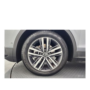 2022 for Volkswagen Tiguan 2.0 TSI Prestige 63,191 km Left Steering Automatic Gearbox Euro V Emission Leather Seats Rear <b>Camera</b> - Product Image 5