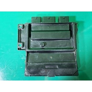 ECUs y Módulos de Computación Usados de Carnival 391014X710 - Product Image 6
