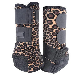 Bottes de protection équestres de luxe en cuir véritable et néoprène pour chevaux, avec boucle de brossage pour le soin des jambes et le soutien équin - Product Image 2