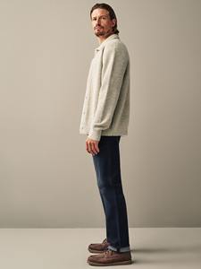 Vaqueros de mezclilla con lavado vintage, textura suave y transpirable, costuras duraderas, estilo elegante y ajuste cómodo para uso diario. - Product Image 5