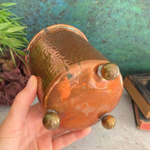 Mug en cuivre antique style vintage à texture texturée, base à boules, mugs à bière de luxe, impression de logo personnalisé, tasse en cuivre à prix abordable - Product Image 2