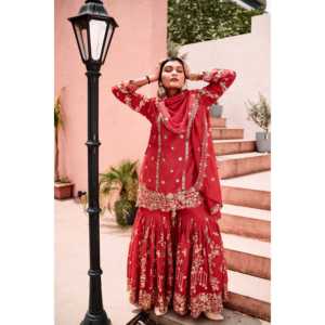 Elegante Top de Algodón - Sharara y Dupatta con Bordado y Lentejuelas, Salwar Kameez para Bodas - Product Image 3