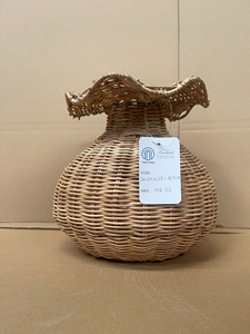 Beautiful decorative rattan <b>vase</b> make in Vietnam with wholesale price OEM ODM color - Product Image 3