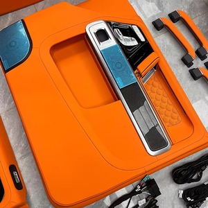 Kit de lifting intérieur RHD pour <span class=keywords><strong>Mercedes</strong></span> <span class=keywords><strong>Classe</strong></span> G (G-Wagon) avec volant à droite, mise à niveau vers la dernière <span class=keywords><strong>version</strong></span> 2026 - Product Image 5