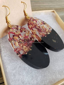 Anillo de oreja de resina epoxi único para mujer antiguo Diseño Artesanal elegante para pendientes elegantes - Product Image 5