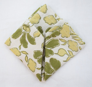 Green <b>Linen</b> <b>Table</b> Napkin Sustainable <b>Cloth</b> Napkins for Elegant <b>Table</b> Decor and Reuse - Product Image 4