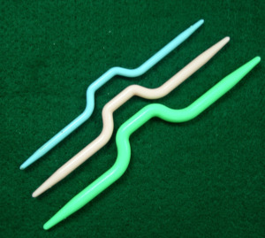 Aiguille à tricoter torsadée AA0088 pour câblage |   Ensemble d'aiguilles à coudre à la main Bodkin, bleu, beige, vert, aiguilles à fil en plastique pour travaux manuels - Product Image 1