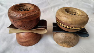 Quemador de Incienso de Madera de Sándalo Hecho a Mano con Incrustaciones de Mármol e Inserto Metálico, Uso Aromático para Todas las Estaciones - Product Image 2