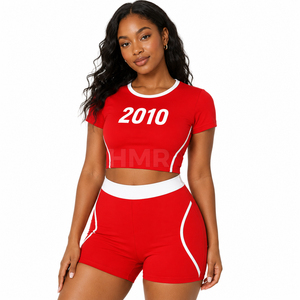 Ensemble crop top et short imprimé HMR Sorority Sisterhood, tenue de sport deux pièces avec rayures latérales et col rond - Product Image 1