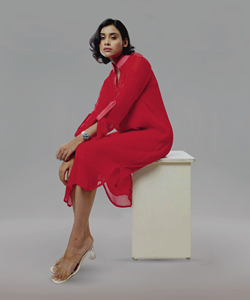 Smart Casual Outfit Silk <b>Patch</b> Embellishment and Taffeta Lining Full Sleeve Breathable Casual Western Outfit - Product Image 3