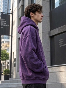 Sweat-shirt à capuche surdimensionné gaufré violet pour homme, streetwear de luxe, avec logo frontal, vente en gros de vêtements - Product Image 4