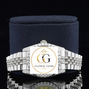 Reloj de Diamantes Mossiante de Lujo y Calidad Premium, Completamente Cubierto de Diamantes, con Acero Inoxidable, para Fiestas y Eventos, Disponible para la Venta - Product Image 2