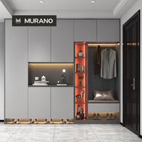 Mobile ingresso moderno modulare personalizzato con appendiabiti scanalato, panca, display LED e vano portaoggetti in legno per scarpe