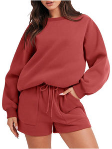 Ensemble sweat-shirt et short vert uni à col rond pour femme, manches longues, style décontracté, streetwear, vêtements de sport, OEM ODM, vente en gros - Product Image 5