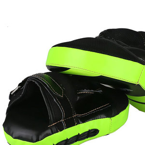New Arrival Premium Quality Muay Thai Punching Mitts PU Leather Customizable Lightweight Durable Boxing <b>Focus</b> <b>Pads</b> - Product Image 4