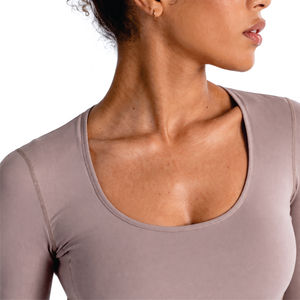 Top de Yoga Transpirable y Ligero para Mujer, Manga Larga, Asimétrico, Ropa Deportiva, Servicio OEM, Calidad de Exportación - Product Image 5