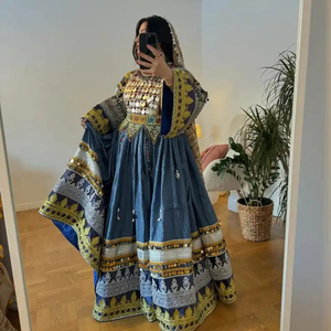 Robe de style Kuchi afghan avec broderie géométrique colorée et miroir, bijoux traditionnels en argent, robe longue et fluide de style Kuchi afghan - Product Image 4