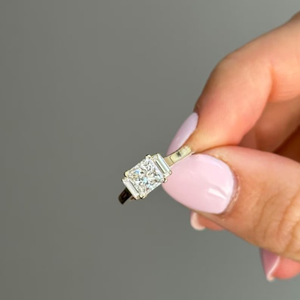 Anillo de Compromiso con Diamante Corte Princesa, Chapado en Oro de 14K, Certificado IGI, Joyería Clásica de Lujo para Mujer - Product Image 5