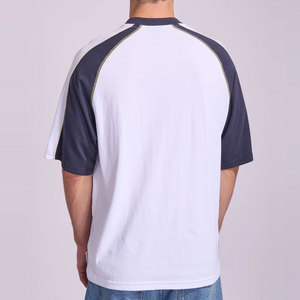 Fabricante de Camisetas de Alta Calidad, Color Sólido, Manga Corta, Algodón Ecológico, Corte Ajustado, Personalizable con Impresión - Product Image 5