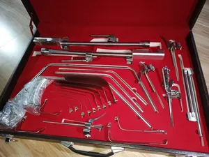 Système d'Écarteurs Thompson Complet : Kit d'Instruments Chirurgicaux Auto-Retenants pour Chirurgie Abdominale et Thoracique - Product Image 3