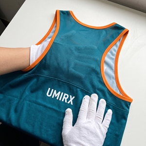 Chaleco de Entrenamiento de Fútbol Personalizado sin Mangas, Camiseta Deportiva Sublimada, Espalda de Malla, para Clubes y Equipos, Práctica de Verano, 100% Poliéster - Product Image 5