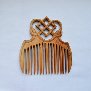 Peine de madera natural hecho a mano para masaje del cuero cabelludo, para uso en casa, salón o viajes, con mango de madera, de blossom craft india. - Product Image 1