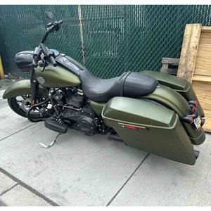 Motocyclettes Harley-Davidson Road King Cruiser d'occasion 2022, confortables, puissantes, prêtes pour la route, modèles américains personnalisés - Product Image 1