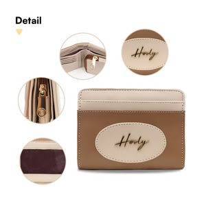 กระเป๋าใส่บัตร Hody Slim หนัง PU แบบมินิมอล พับได้ ปิดด้วยแม่เหล็ก คุณภาพสูง สีเบจ น้ำตาล โลโก้ตัวอักษร ใช้ได้ทั้งชายและหญิง - Product Image 3