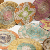 Prix usine napperons tissés ronds naturels de style rustique napperon en osier napperon en rotin de jonc de mer du Vietnam