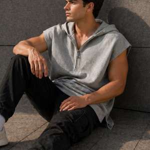 Sudadera sin mangas con capucha y cremallera de un cuarto para hombre, gris liso, ajuste casual, largo regular, 100% algodón, felpa francesa, transpirable - Product Image 1