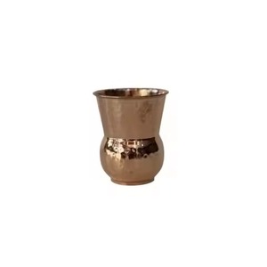 Paire de verres à eau muraux droits moyens en verre cuivré martelé pour la salle à manger, les bureaux et les chambres d'hôtel - Product Image 4