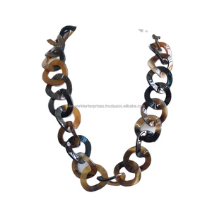 Collar de resina de La India, collar de resina con temática de Ángel, estilo antiguo para decoración y regalo de bodas - Product Image 1