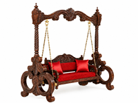 Balançoire d'intérieur en bois massif finition antique pour salon, en teck sculpté à la main, avec chaînes en laiton et coussin rouge