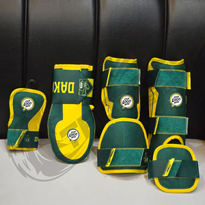 Ensemble de protection de qualité supérieure Trqsons Special Banana Green pour batsman, fabriqué avec du mesh et du cuir de haute qualité - Product Image 5