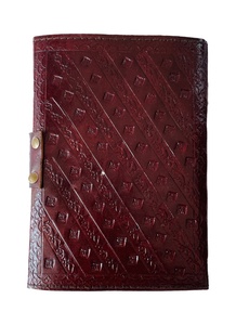 Carnet d'adresses en cuir vintage victorien femmes visage celtique Wiccan fait à la main en relief Deckle papier d'art cadeau écologique - Product Image 3