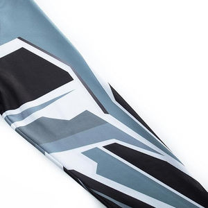 เสื้อเชิ้ตสำหรับนักขี่มอเตอร์ไซค์ผู้ชายสุดเทรนดี้ ผ้าเนื้อบางเบา สวมใส่สบาย พร้อมดีไซน์กราฟิกทันสมัย - Product Image 4