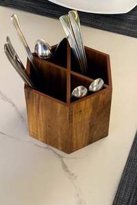 Elegante Portacubiertos de Madera Natural para la Mesa de Comedor, Creando una Experiencia Cálida y Acogedora - Product Image 3