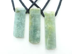 Pendentif Aquamarine taillé latéralement, Pierre précieuse naturelle, poli lisse, forme fantaisie, fait main, cabochon de pierre brute, 35-45MM de long pour - Product Image 2