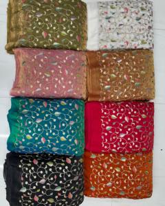 Tissu Rangoli à texture élégante, toucher doux, tombé gracieux, finition subtile pour vêtements élégants, vêtements de fête, créateur de mode. - Product Image 4